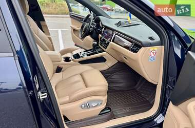 Внедорожник / Кроссовер Porsche Macan 2021 в 