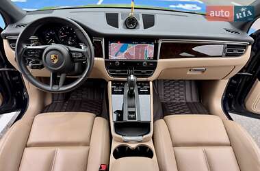 Внедорожник / Кроссовер Porsche Macan 2021 в 
