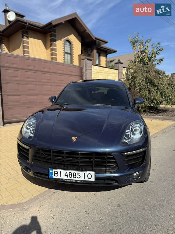 Внедорожник / Кроссовер Porsche Macan 2014 в Запорожье