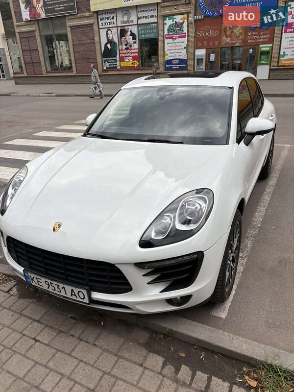 Porsche Macan 2016