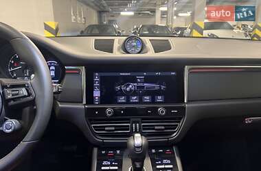 Внедорожник / Кроссовер Porsche Macan 2024 в 