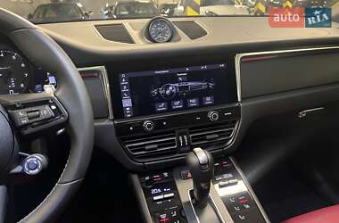 Внедорожник / Кроссовер Porsche Macan 2024 в 