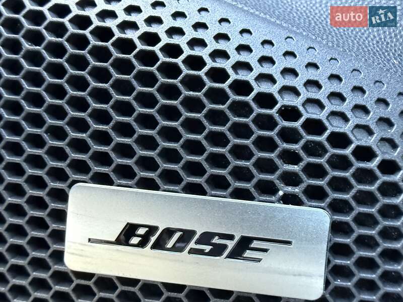 Внедорожник / Кроссовер Porsche Macan 2024 в Киеве