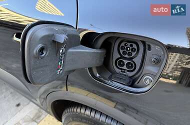 Внедорожник / Кроссовер Porsche Macan 2024 в 