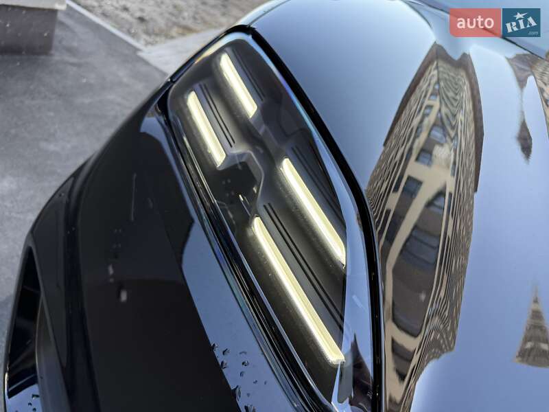 Внедорожник / Кроссовер Porsche Macan 2024 в Киеве