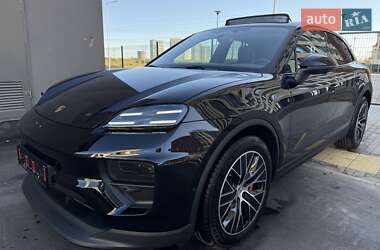 Внедорожник / Кроссовер Porsche Macan 2024 в 
