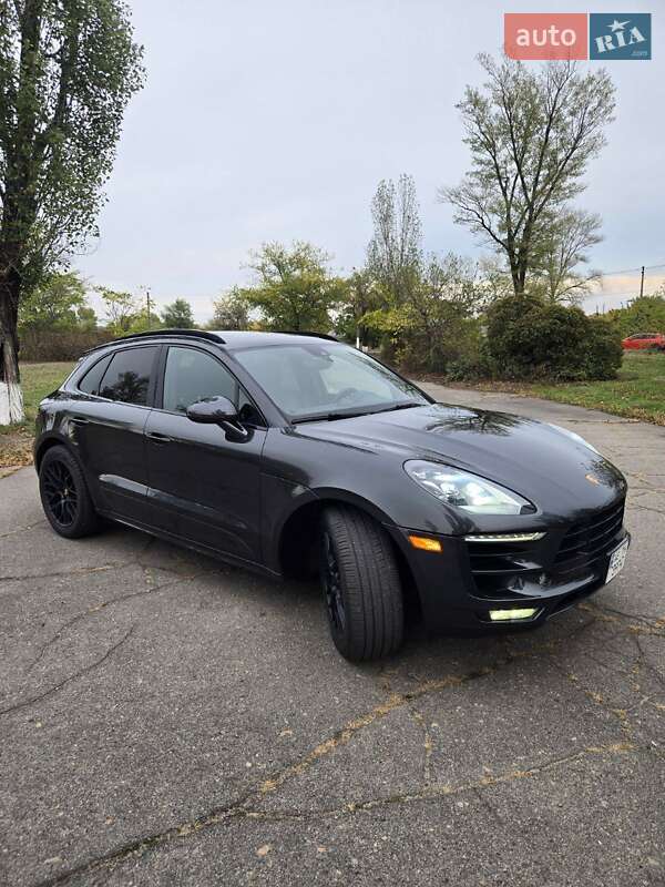 Позашляховик / Кросовер Porsche Macan 2016 в Кам'янському