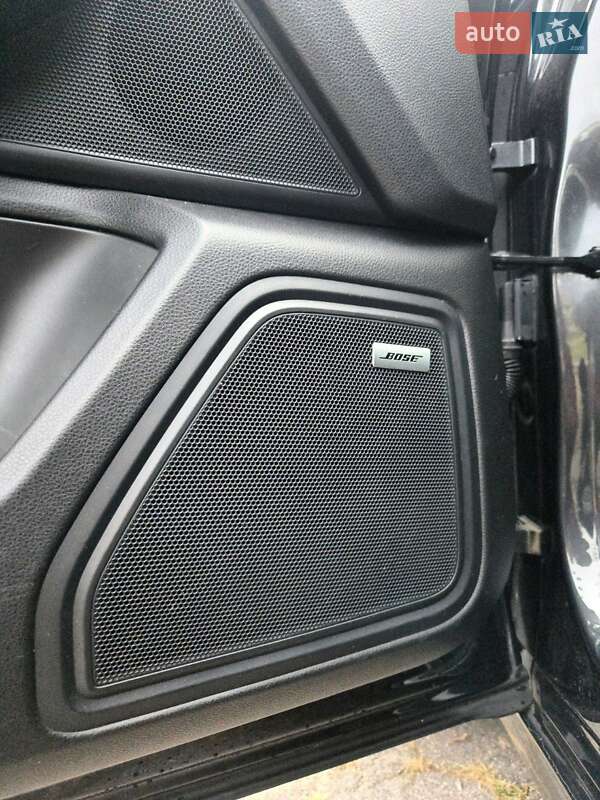 Позашляховик / Кросовер Porsche Macan 2016 в Кам'янському