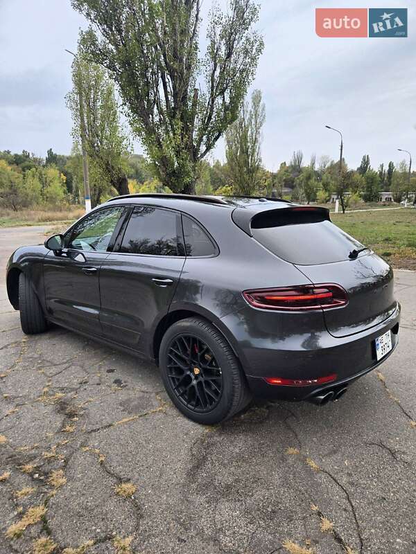 Позашляховик / Кросовер Porsche Macan 2016 в Кам'янському