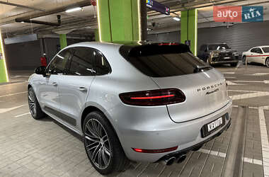 Внедорожник / Кроссовер Porsche Macan 2016 в 