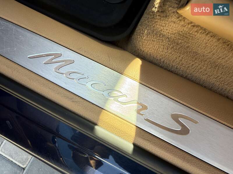 Внедорожник / Кроссовер Porsche Macan 2014 в Одессе