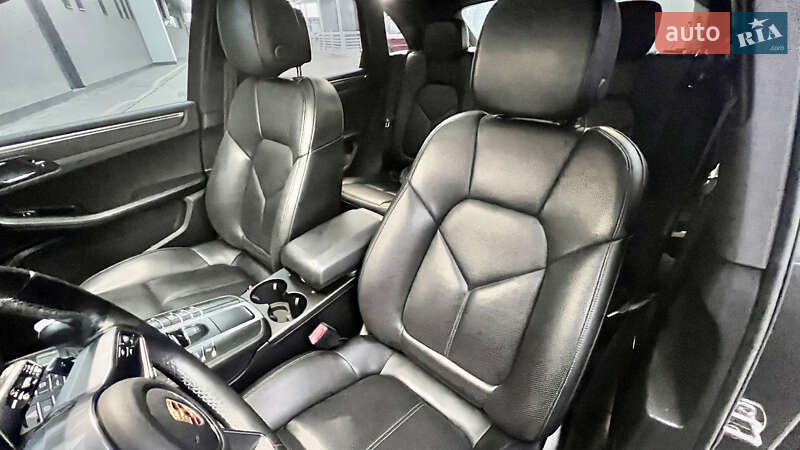 Позашляховик / Кросовер Porsche Macan 2017 в Мукачевому фото 31 Позашляховик / Кросовер Porsche Macan 2017 в Мукачевому