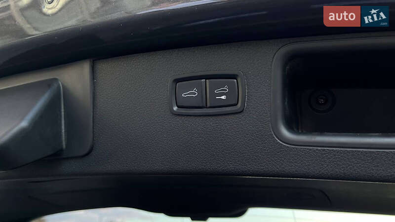 Внедорожник / Кроссовер Porsche Macan 2014 в Хмельницком