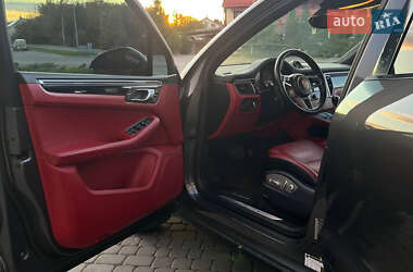 Внедорожник / Кроссовер Porsche Macan 2014 в 