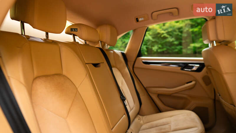 Внедорожник / Кроссовер Porsche Macan 2015 в Львове