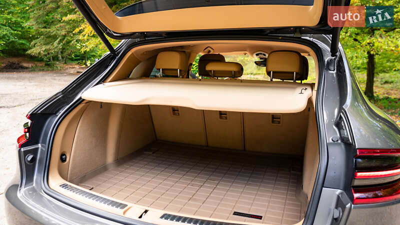 Внедорожник / Кроссовер Porsche Macan 2015 в Львове