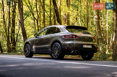 Porsche Macan 2015