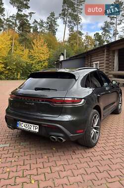 Позашляховик / Кросовер Porsche Macan 2022 в 