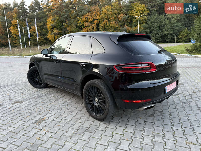 Внедорожник / Кроссовер Porsche Macan 2017 в Львове