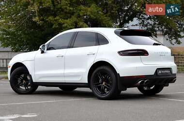 Позашляховик / Кросовер Porsche Macan 2015 в 