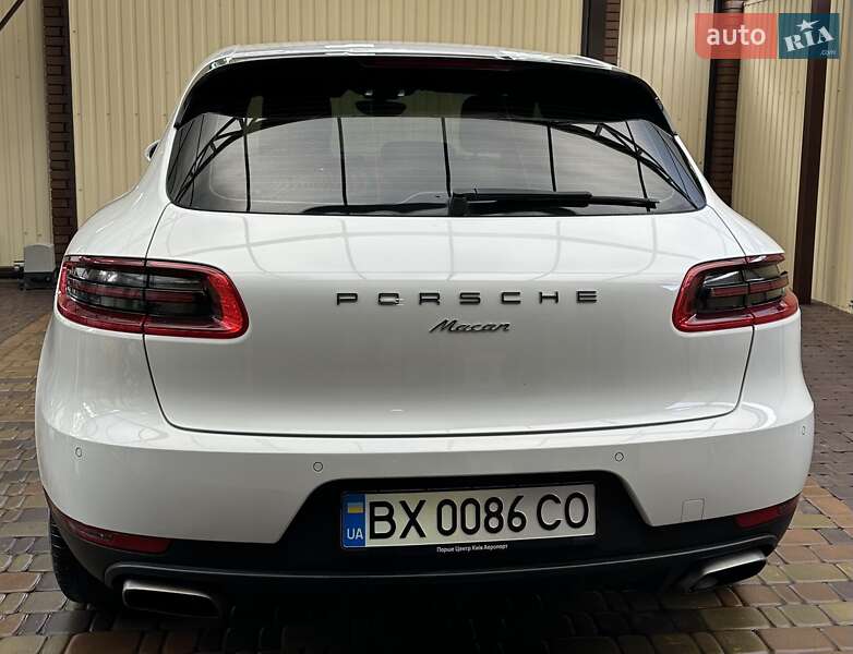 Позашляховик / Кросовер Porsche Macan 2017 в Києві
