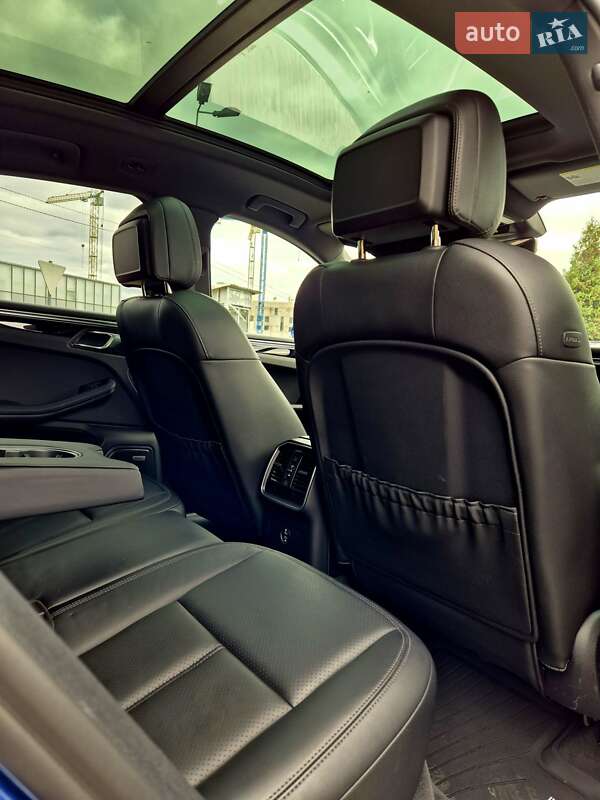 Внедорожник / Кроссовер Porsche Macan 2021 в Харькове