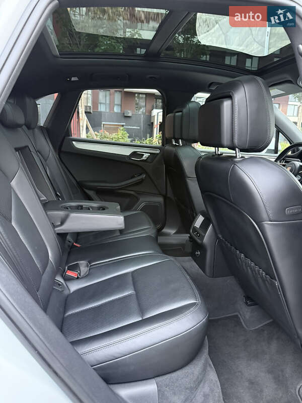 Внедорожник / Кроссовер Porsche Macan 2014 в Виннице