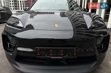 Позашляховик / Кросовер Porsche Macan 2024 в Києві