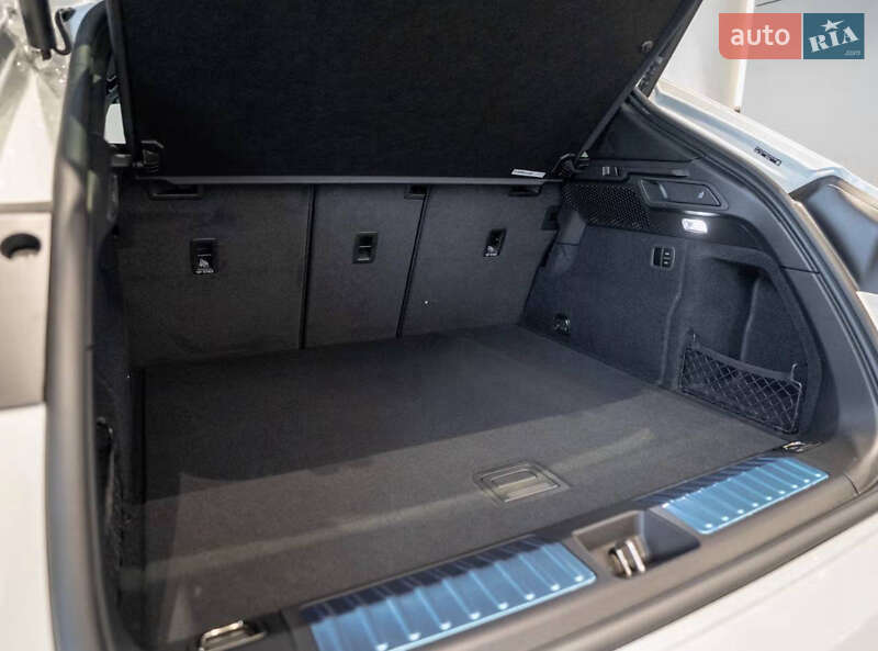 Внедорожник / Кроссовер Porsche Macan 2025 в Киеве