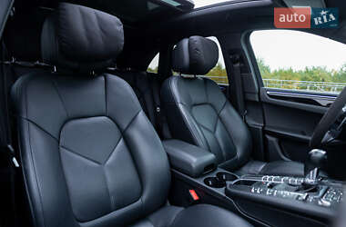 Внедорожник / Кроссовер Porsche Macan 2019 в Киеве