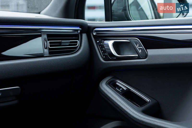 Позашляховик / Кросовер Porsche Macan 2019 в Києві фото 22 Позашляховик / Кросовер Porsche Macan 2019 в Києві