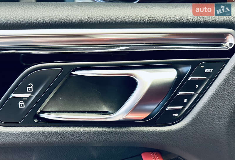 Внедорожник / Кроссовер Porsche Macan 2022 в Киеве фото 23 Внедорожник / Кроссовер Porsche Macan 2022 в Киеве