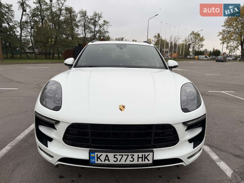 Внедорожник / Кроссовер Porsche Macan 2016 в Киеве