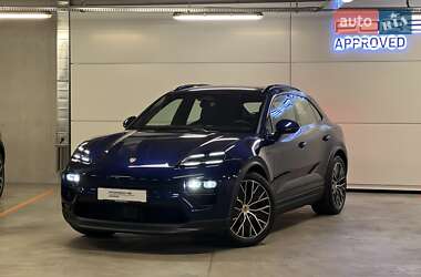 Позашляховик / Кросовер Porsche Macan 2024 в Києві