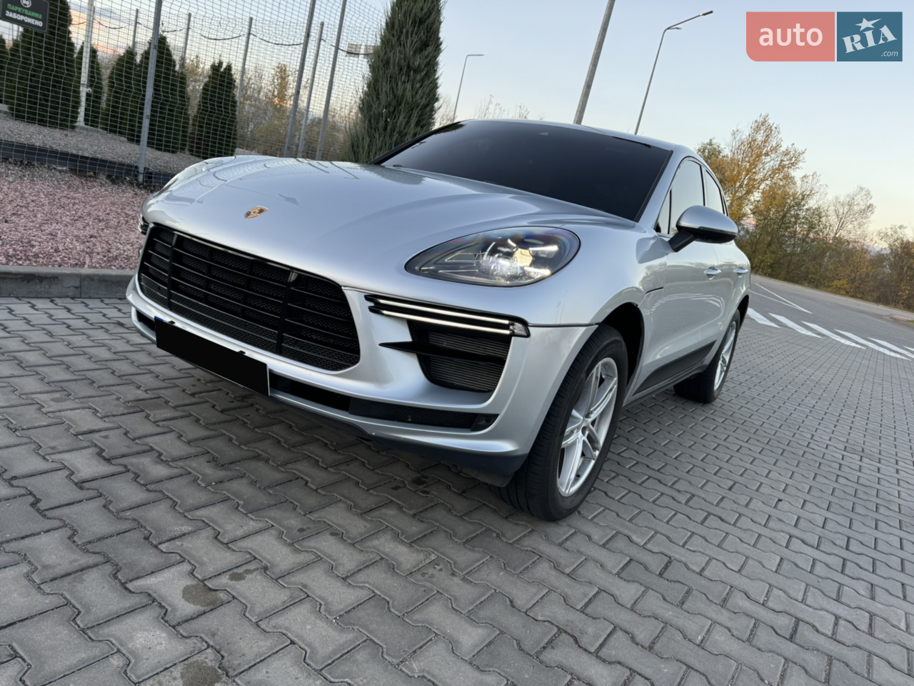 2016 Porsche Macan - мініатюра 23