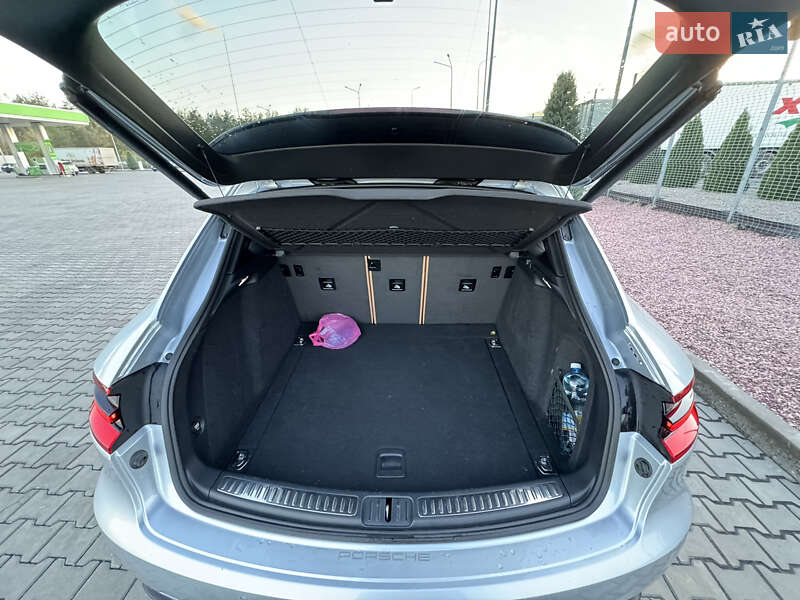 Внедорожник / Кроссовер Porsche Macan 2017 в Днепре фото 24 Внедорожник / Кроссовер Porsche Macan 2017 в Днепре