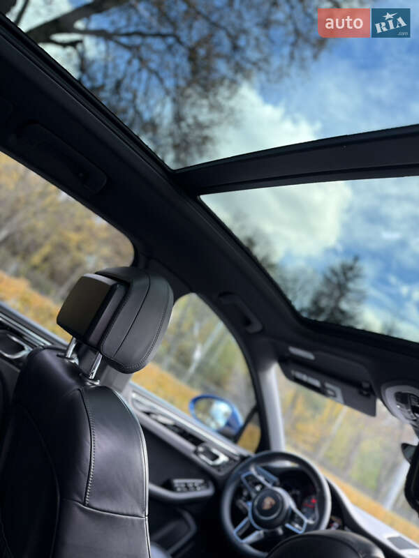 Позашляховик / Кросовер Porsche Macan 2015 в Львові фото 23 Позашляховик / Кросовер Porsche Macan 2015 в Львові
