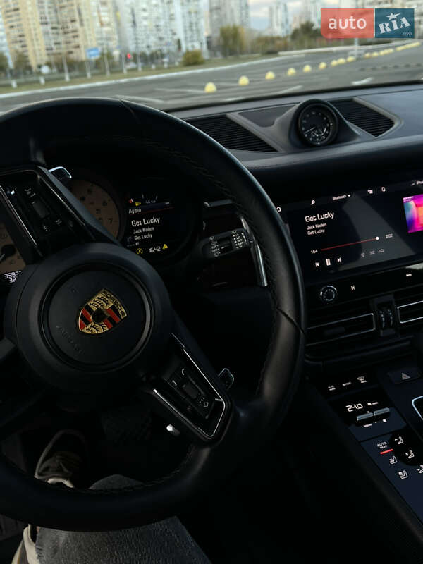 Позашляховик / Кросовер Porsche Macan 2022 в Києві