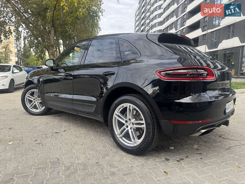 Позашляховик / Кросовер Porsche Macan 2018 в Києві