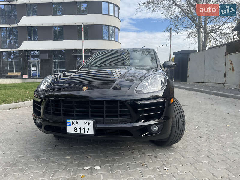 Позашляховик / Кросовер Porsche Macan 2018 в Києві