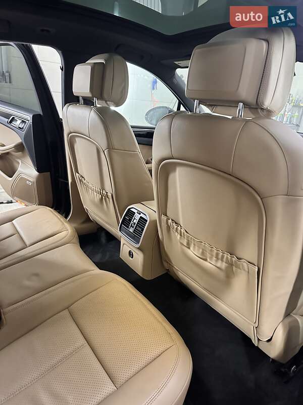 Внедорожник / Кроссовер Porsche Macan 2020 в Одессе фото 12 Внедорожник / Кроссовер Porsche Macan 2020 в Одессе