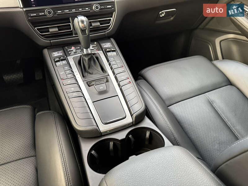 Позашляховик / Кросовер Porsche Macan 2021 в Львові фото 39 Позашляховик / Кросовер Porsche Macan 2021 в Львові