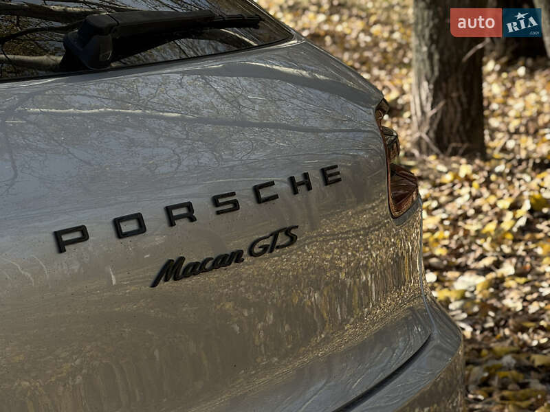 Позашляховик / Кросовер Porsche Macan 2016 в Києві