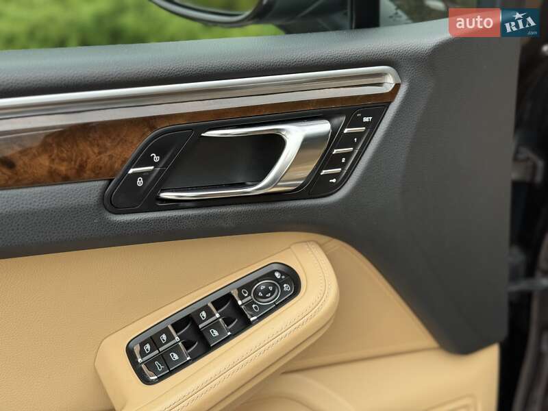 Внедорожник / Кроссовер Porsche Macan 2018 в Жовкве