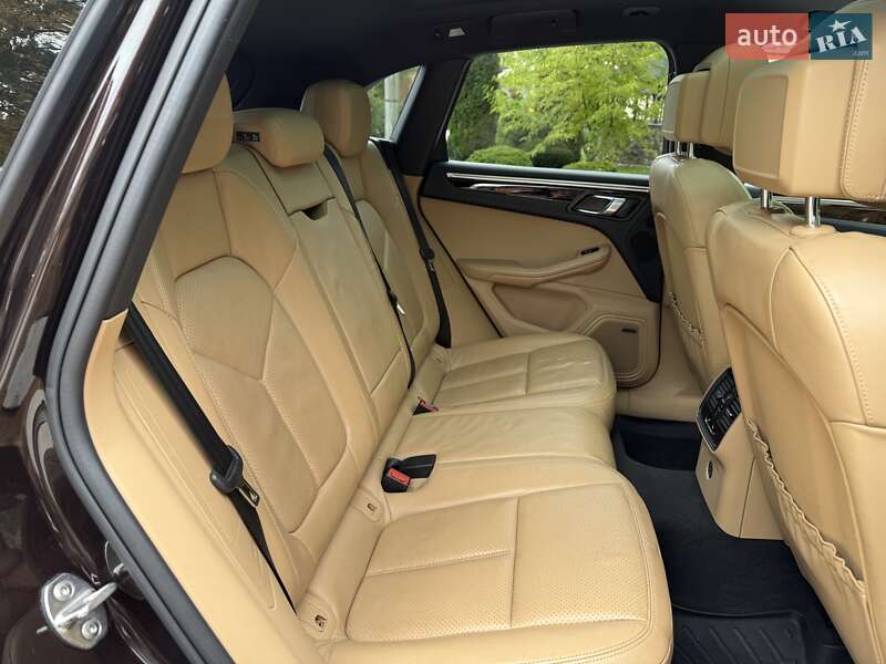 Внедорожник / Кроссовер Porsche Macan 2018 в Жовкве