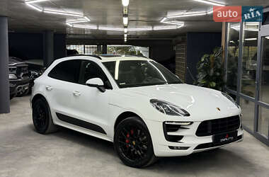 Внедорожник / Кроссовер Porsche Macan 2018 в Одессе