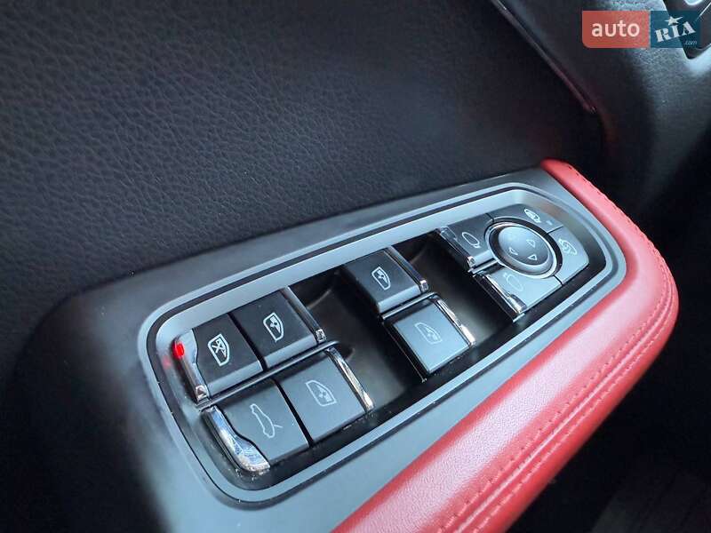 Внедорожник / Кроссовер Porsche Macan 2020 в Киеве фото 16 Внедорожник / Кроссовер Porsche Macan 2020 в Киеве