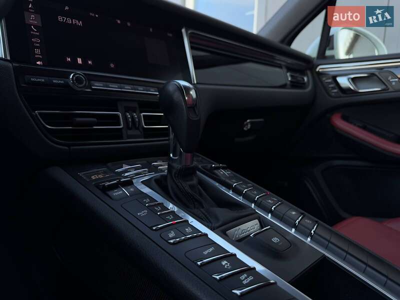 Внедорожник / Кроссовер Porsche Macan 2020 в Киеве фото 19 Внедорожник / Кроссовер Porsche Macan 2020 в Киеве
