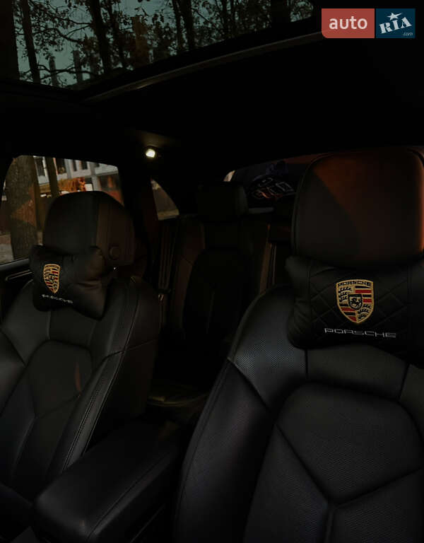 Позашляховик / Кросовер Porsche Macan 2019 в Софіївській Борщагівці