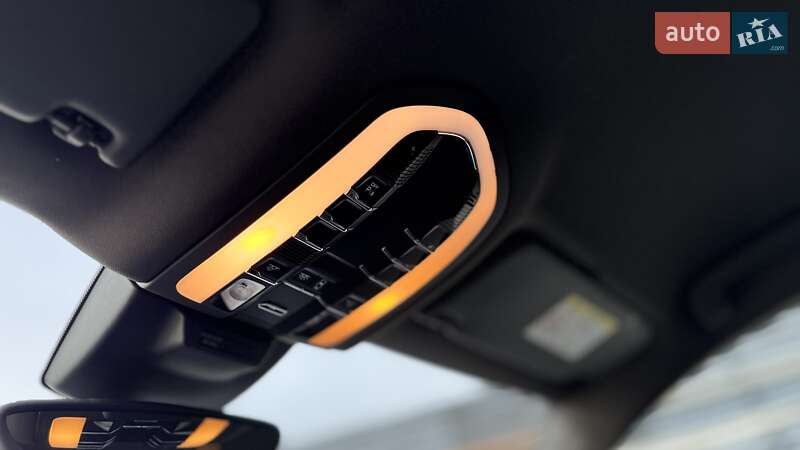 Позашляховик / Кросовер Porsche Macan 2016 в Києві фото 31 Позашляховик / Кросовер Porsche Macan 2016 в Києві